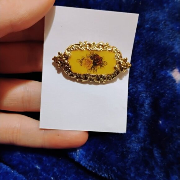 Vintage Floral brooch - Picture 1 of 4